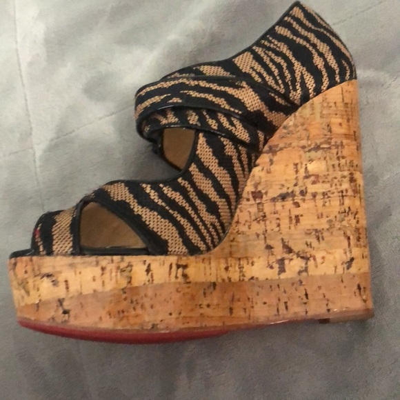 Christian Louboutin Tiger Cork Wedges - Picture 3 of 10